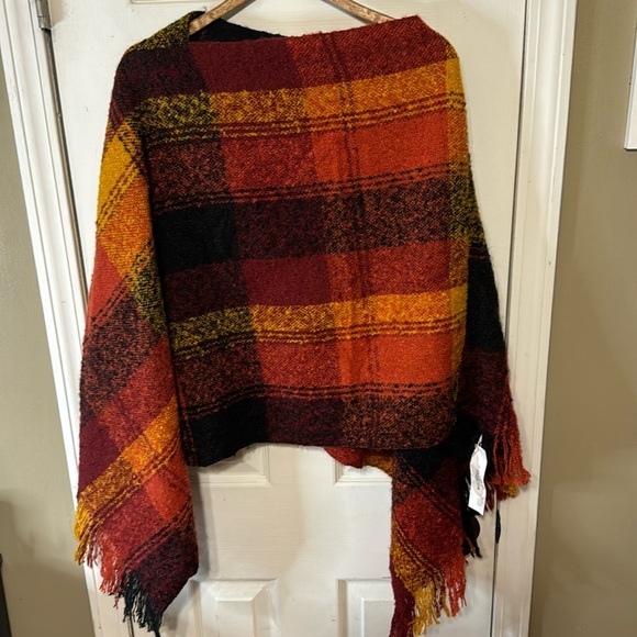 NWT Macchia di Ruggine Ponch Shawl Sweater Pumpkin Spice Colors One Size - Picture 1 of 9
